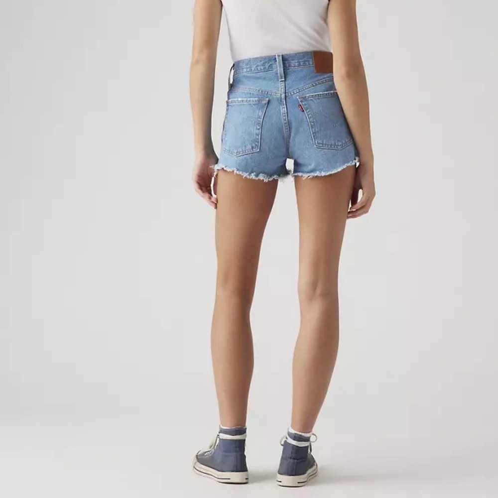 Levi’s Premium Big E Women’s 501 Original Fit High Rise Blue Jean Shorts Size 30